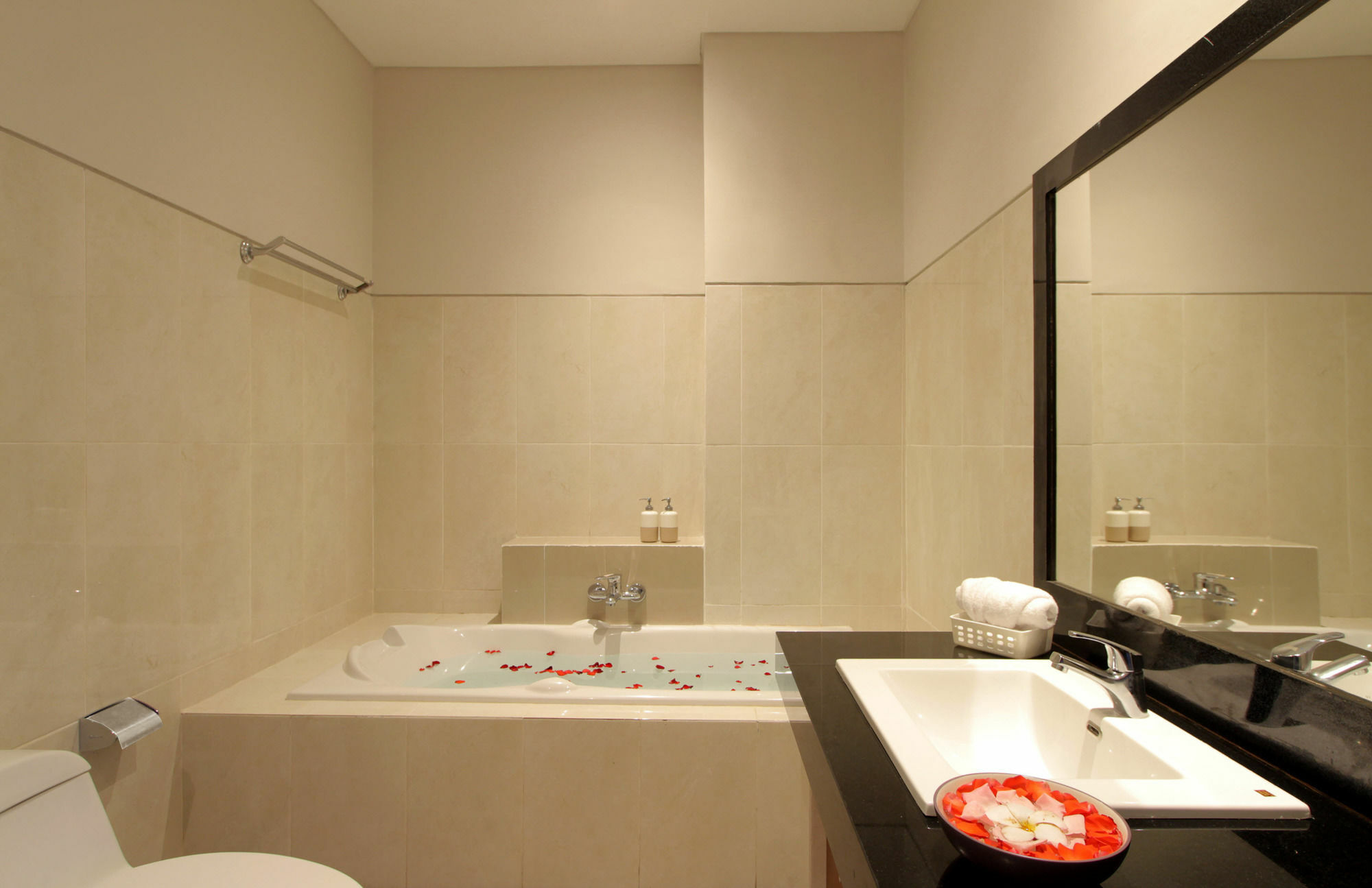 Sand Beach Luxury Living Kuta Lombok Exteriör bild